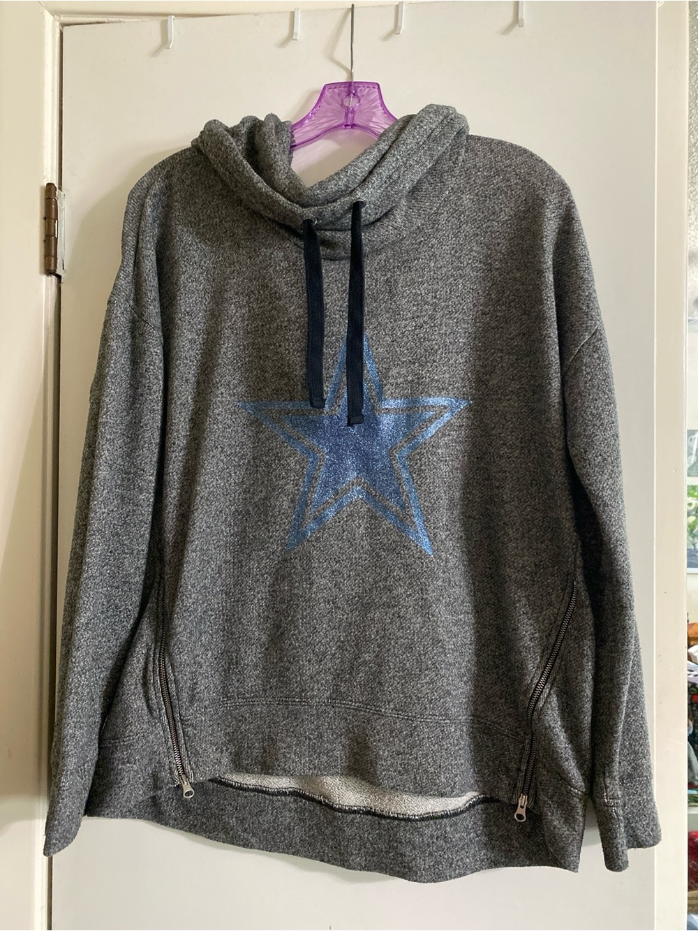 Cowboys her style, NFL team blue glitter, Dallas star